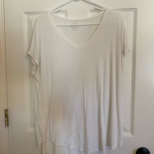 Maurice’s v neck t top